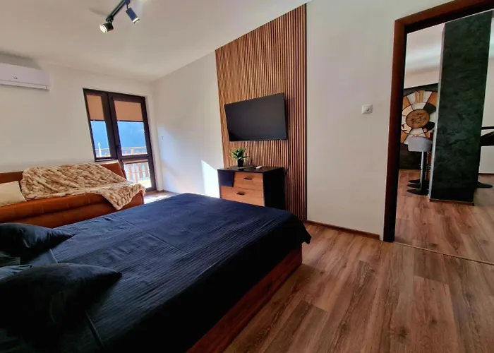 Rebeka Apartment * Trjavna